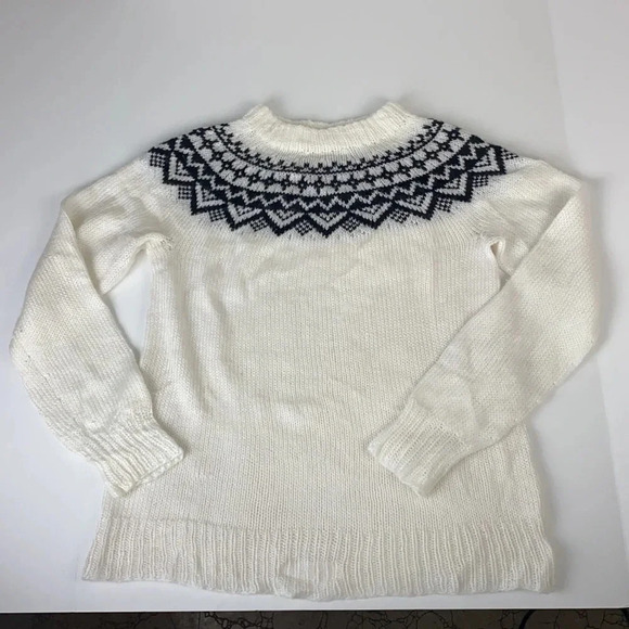 2/$25 Vintage fair isle chunky knitted knit crew neck wool  sweater size medium - Picture 12 of 13